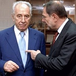 Israeli President Shimon Peres(L) and Solana(R)